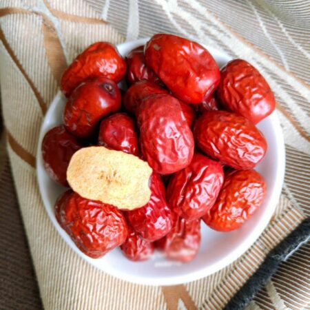 TÁO ĐỎ